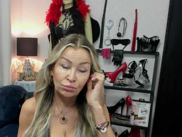 soft-crystal live cam on BongaCams