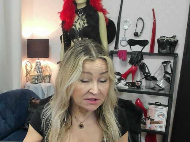 soft-crystal's BongaCams show and profile