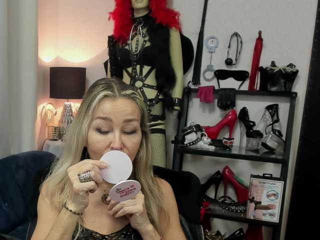 soft-crystal live cam on BongaCams