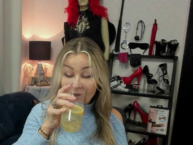 soft-crystal live cam on BongaCams