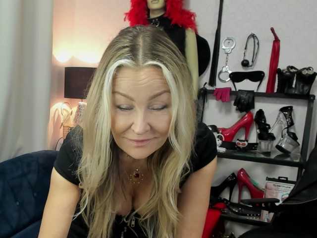 soft-crystal live cam on BongaCams