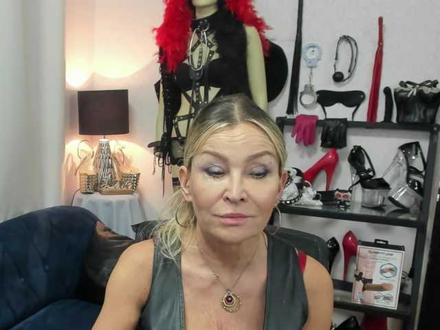 soft-crystal live cam on BongaCams