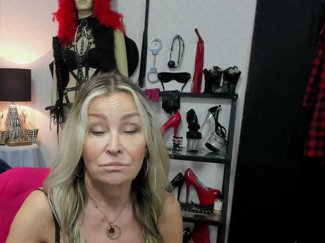 soft-crystal live cam on BongaCams