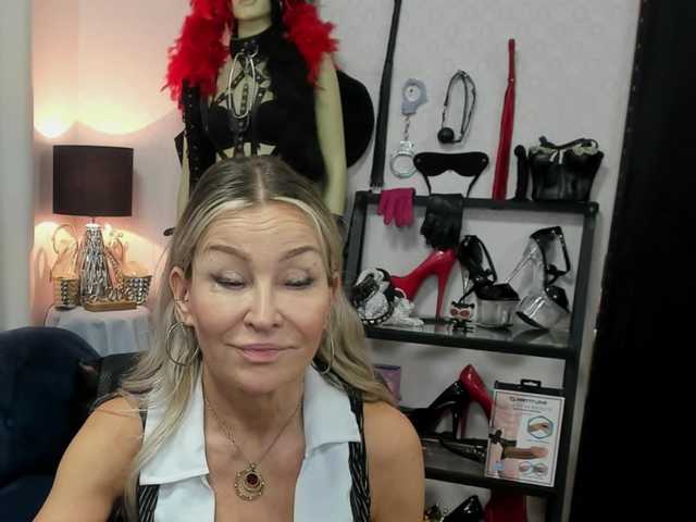 soft-crystal live cam on BongaCams