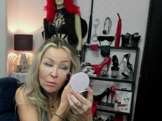 soft-crystal live cam on BongaCams