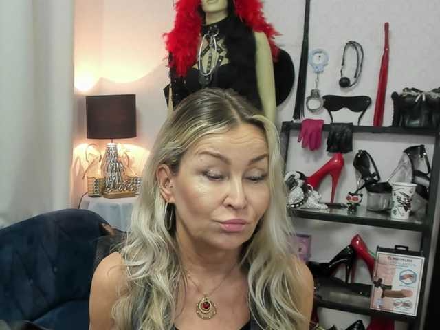 soft-crystal live cam on BongaCams