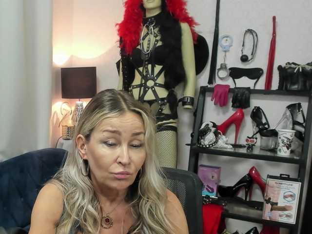 soft-crystal live cam on BongaCams