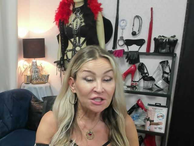 soft-crystal live cam on BongaCams