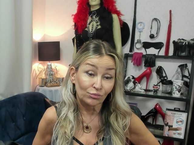 soft-crystal live cam on BongaCams