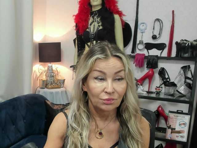 soft-crystal live cam on BongaCams