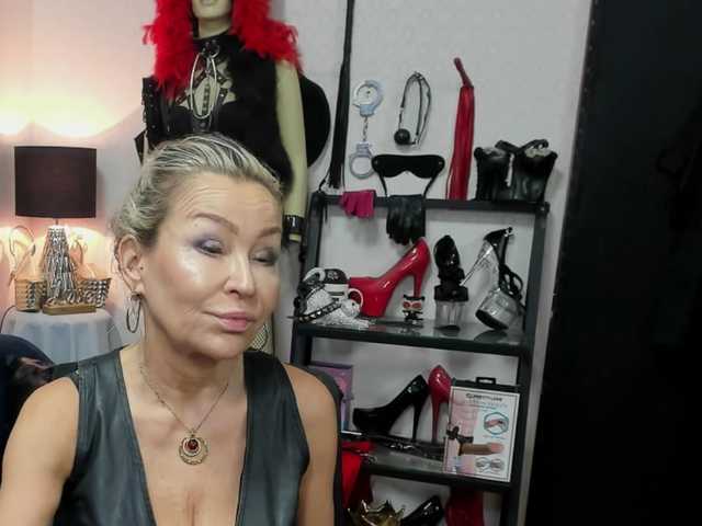 soft-crystal live cam on BongaCams