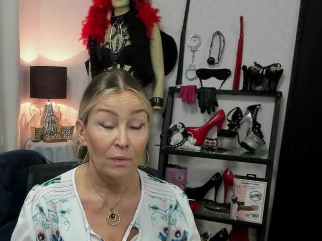 soft-crystal live webcam show