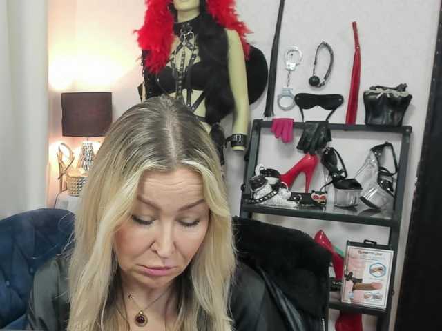 soft-crystal's BongaCams show and profile