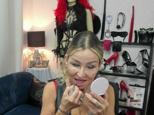 soft-crystal live cam on BongaCams