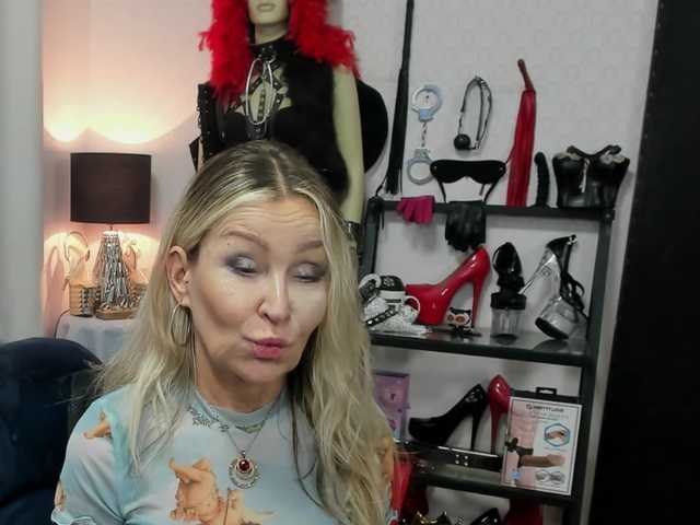 soft-crystal live cam on BongaCams