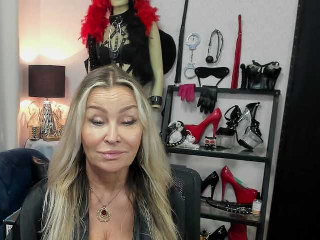 soft-crystal live cam on BongaCams