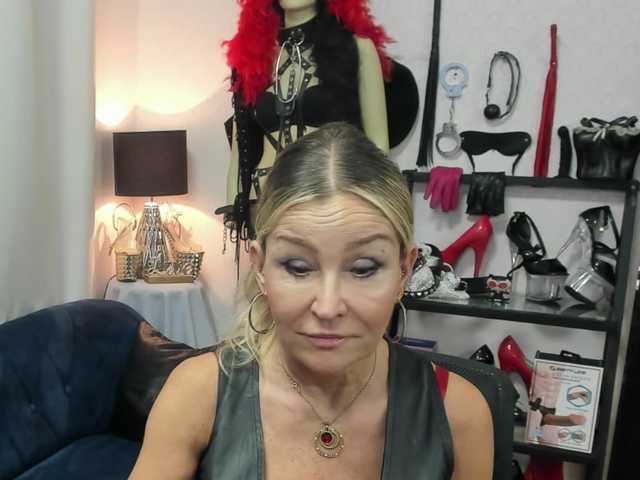 soft-crystal live cam on BongaCams