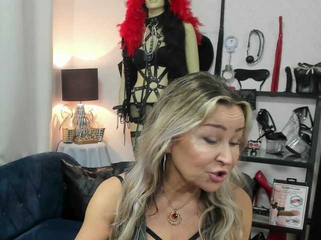 soft-crystal live cam on BongaCams