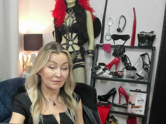 soft-crystal's BongaCams show and profile