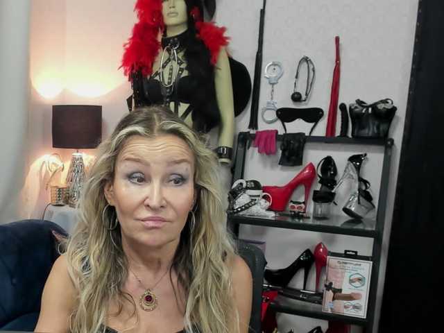 soft-crystal live cam on BongaCams