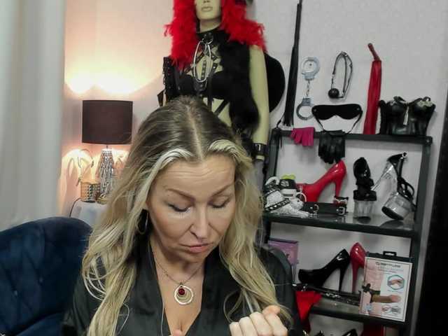soft-crystal live cam on BongaCams