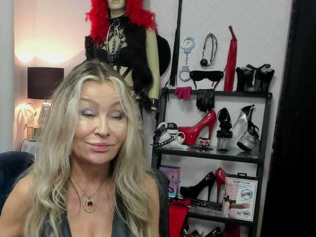 soft-crystal live cam on BongaCams