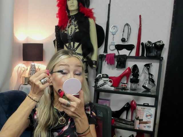 soft-crystal live cam on BongaCams