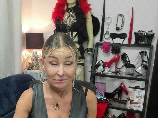 soft-crystal live cam on BongaCams