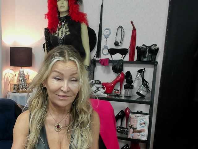 soft-crystal live cam on BongaCams