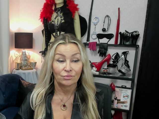 soft-crystal live cam on BongaCams