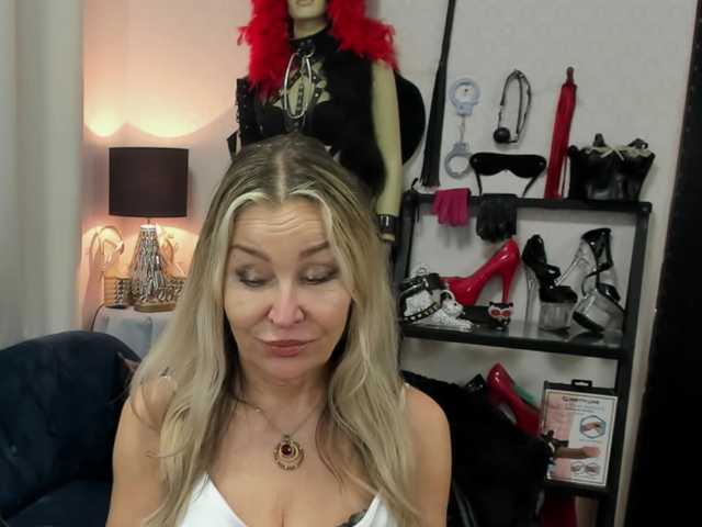 soft-crystal live cam on BongaCams