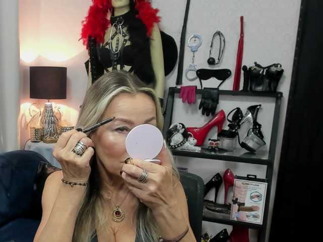soft-crystal live cam on BongaCams