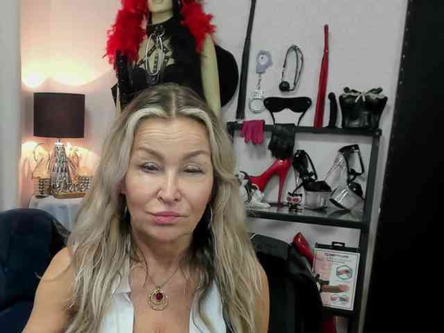 soft-crystal Sex Cam Show