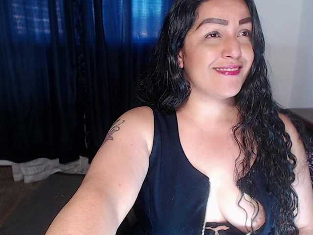 pepiitaa-pexx live cam on BongaCams