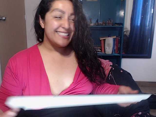 pepiitaa-pexx live cam on BongaCams