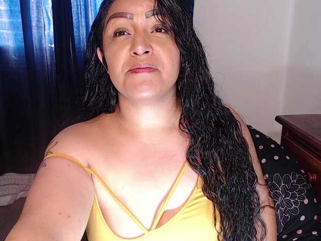 pepiitaa-pexx live cam on BongaCams