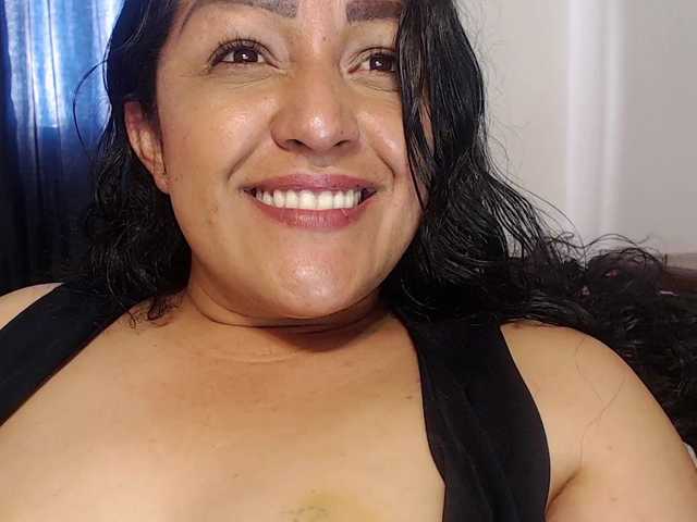 pepiitaa-pexx live cam on BongaCams