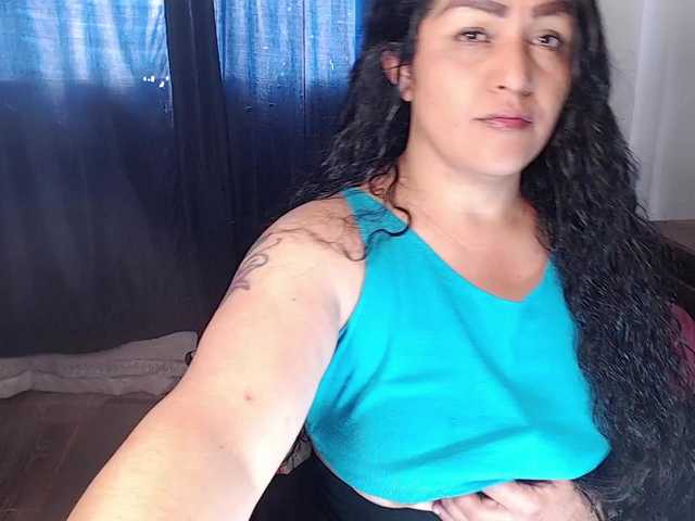 pepiitaa-pexx live cam on BongaCams