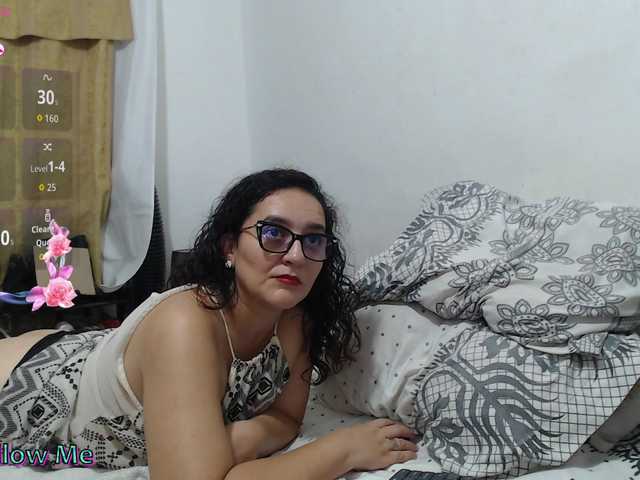SaimaJayyeb live webcam show