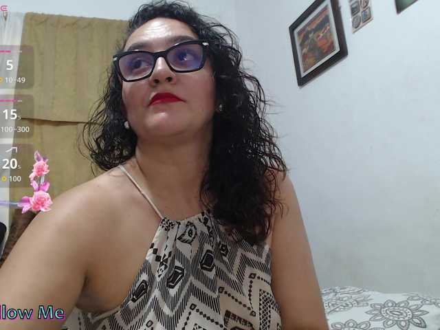 SaimaJayyeb live webcam show