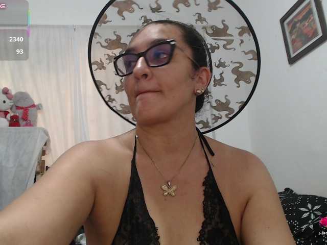 SaimaJayyeb live cam on BongaCams