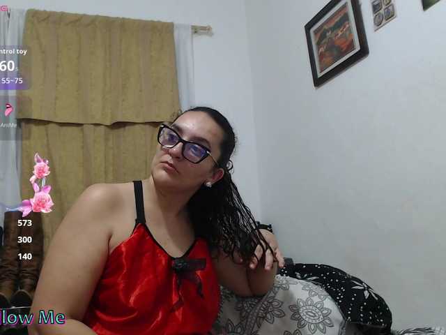 SaimaJayyeb live webcam show