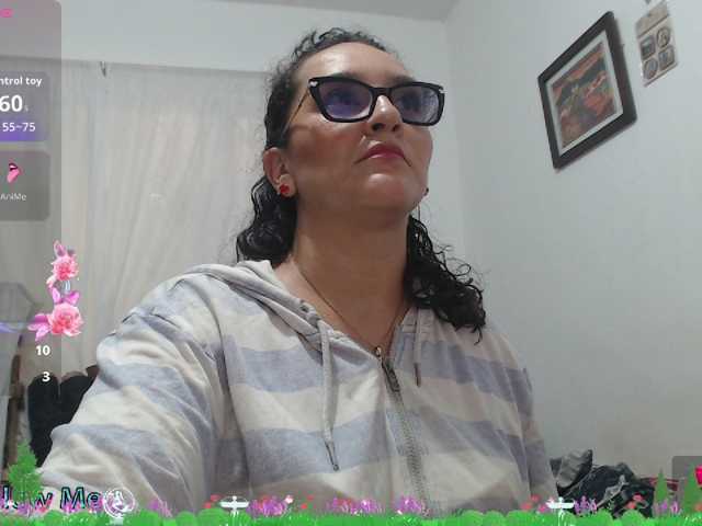saimajayeb live cam on BongaCams