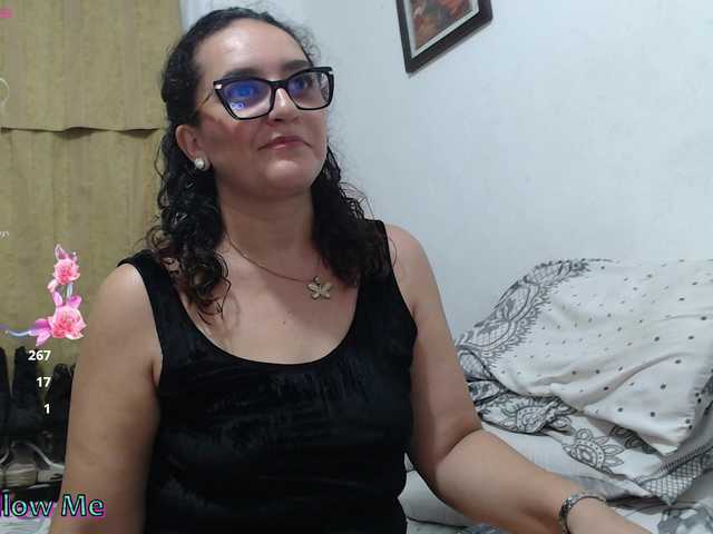 SaimaJayyeb live webcam show