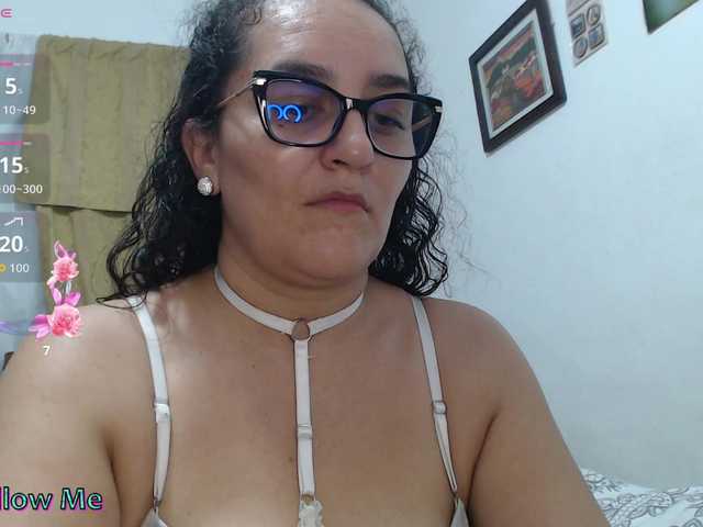 SaimaJayyeb live webcam show