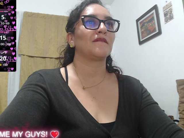 saimajayeb's BongaCams show and profile