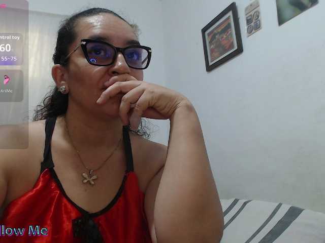SaimaJayyeb — live female cam