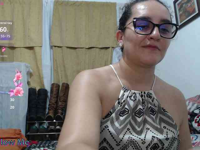 SaimaJayyeb webcam