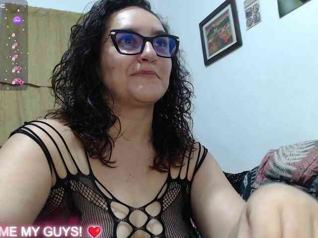 SaimaJayyeb webcam