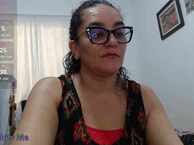 SaimaJayyeb webcam